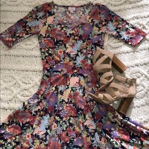 Lularoe XS Nicole floral dress